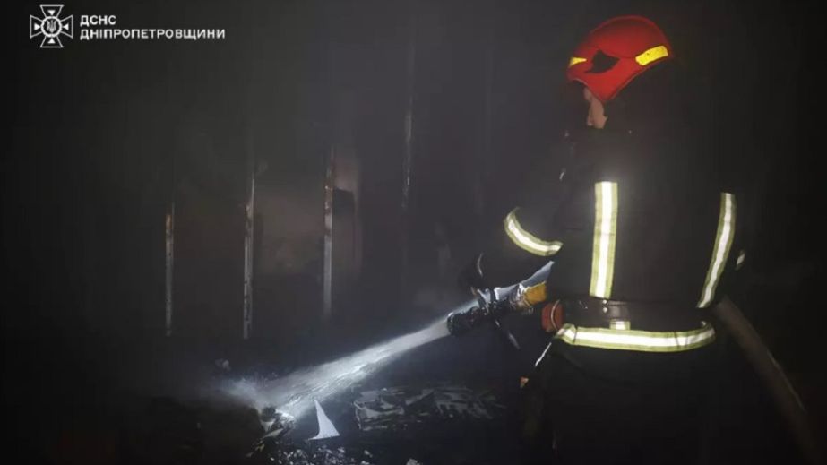 Чоловік та жінка згоріли у власній квартирі в Криворізькому районі