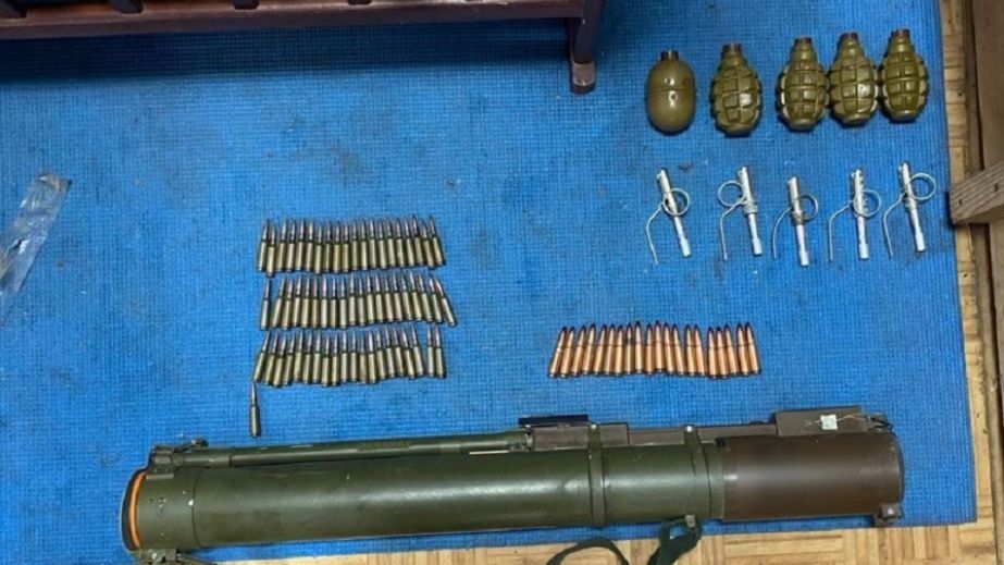 У Самарівському районі у чоловіка вдома знайшли вибухові пристрої. Підозрюють незаконний збут