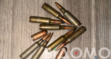 Пуля ПВО в Днепре пробила потолок и повредила ламинат в доме (ФОТО)