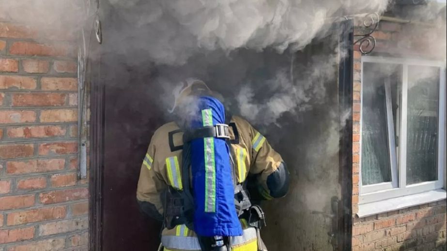 На Никопольщине во время пожара в доме погиб мужчина (ФОТО)