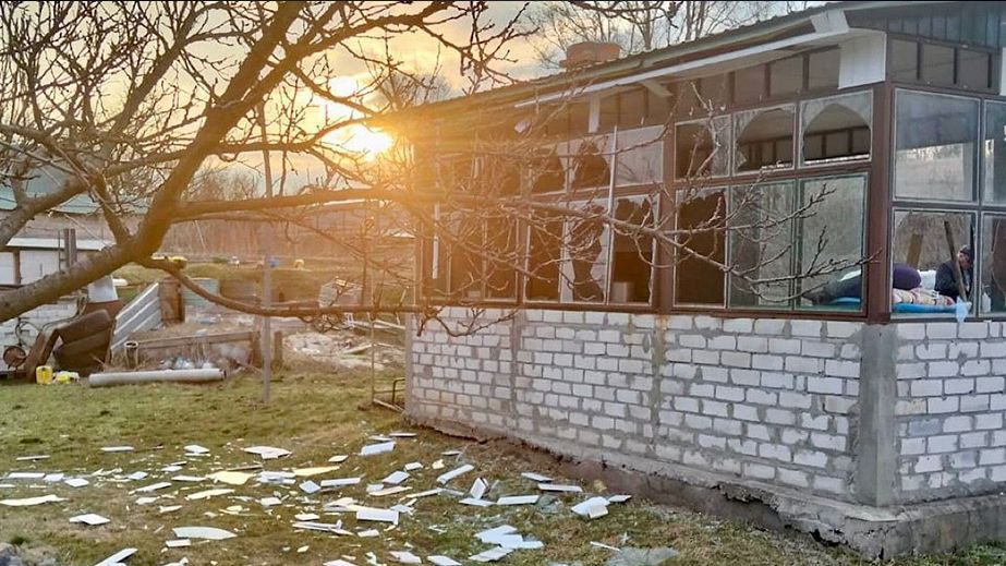 В полиции показали фото последствий обстрелов Днепропетровщины: ранены четыре человека (ФОТО)