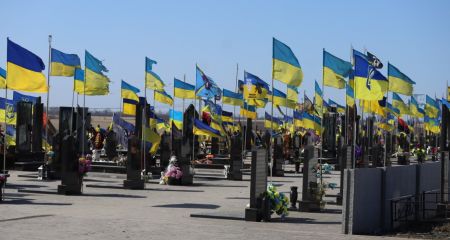Ціна останньої шани: чому поховання воїнів перетворюється на випробування для живих