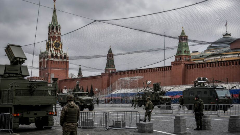 Парадный хаос: зачем Кремль создает дымовой занавес вокруг 9 мая