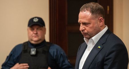 Кейс Єрмака: анатомія політичної самотності в залі суду