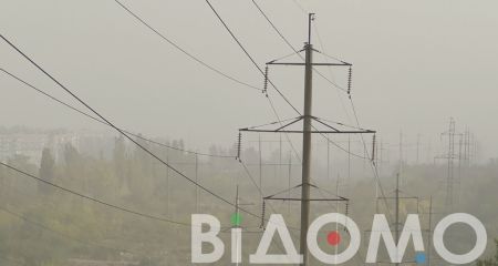 Кривой Рог накрыл погодный апокалипсис: после пылевой бури город атаковали ураган и ливень (ВИДЕО)