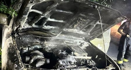 В Днепре снова подожгли автомобиль военного ВСУ