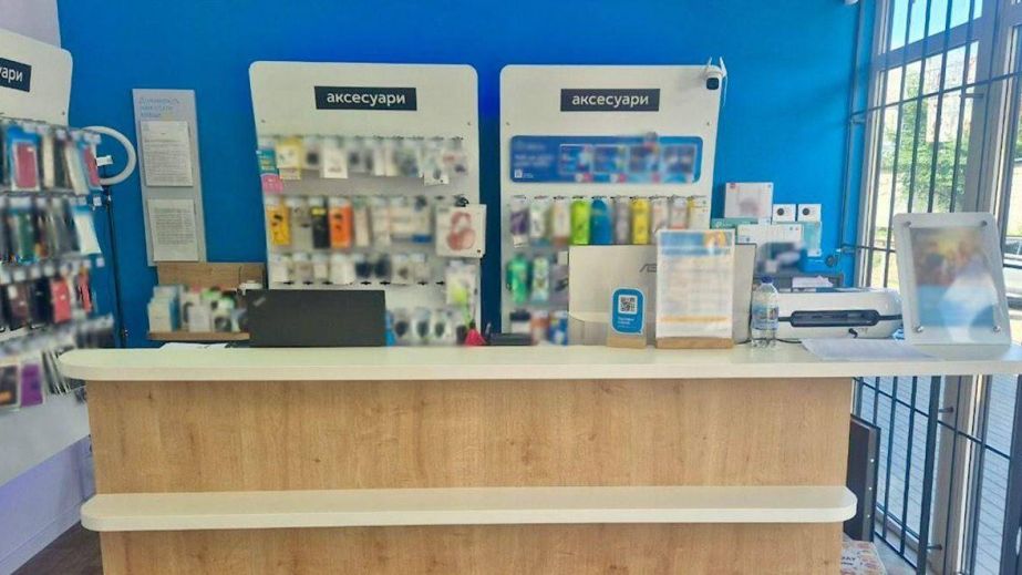 Обворовывал собственный магазин почти месяц: в Днепре экс-продавец похитил гаджетов более чем на 122 тысячи гривен (ФОТО)