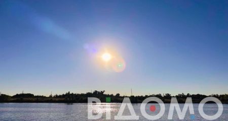 Ущерб более чем на 220 тысяч гривен: на реке Ориль рыбпатруль поймал браконьера с сетками на деревянной лодке (ФОТО)