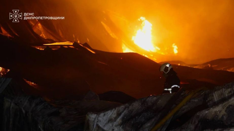Число погибших в результате ночной атаки на Днепр возросло до четырех: из-под завалов достали тело еще одного человека