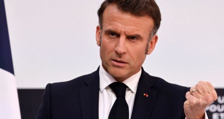 "Локальних угод недостатньо": президент Франції відреагував на удар по вокзалу у Дніпрі