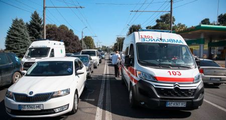 На Січеславській Набережній у Дніпрі сталася аварія: постраждала людина