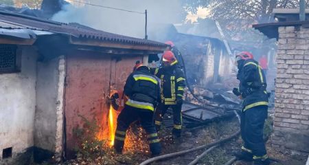 В Кривом Роге пылали гаражные боксы