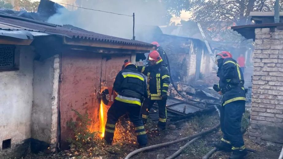 В Кривом Роге пылали гаражные боксы