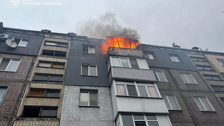 В Каменском дотла выгорела квартира с балконом в доме (ФОТО)