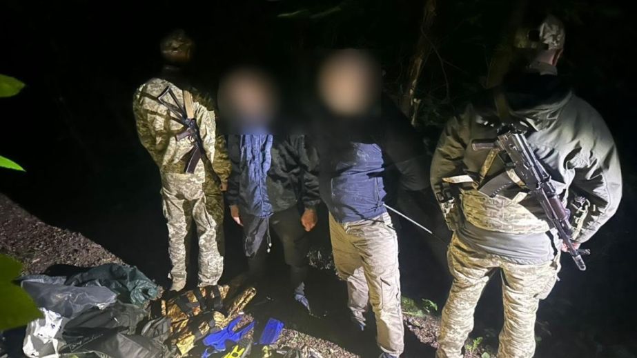 Двое жителей Днепропетровщины пытались вплавь добраться до Молдовы