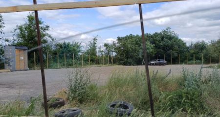 У Дніпрі на Соколі розпочалося загадкове будівництво неподалік кладовища