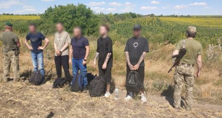 Житель Дніпропетровщини хотів утекти за кордон, але спокусився заробітком на втікачах