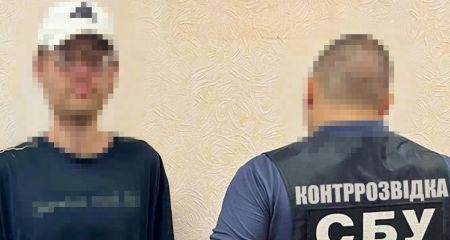 Спрятал камеру в коробке из-под сока: на Днепропетровщине "на горячем" задержали шпиона за военными (ФОТО)
