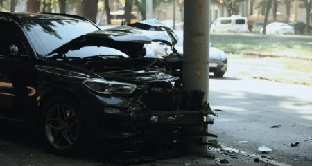 З'явилися подробиці смертельної ДТП у центрі Дніпра, у якій загинув водій припаркованої автівки (ФОТО)