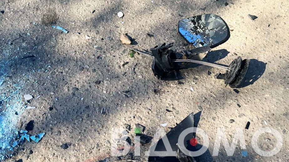 У Дніпрі пʼяний водій влетів у стовп та втік з місця аварії (ФОТО)