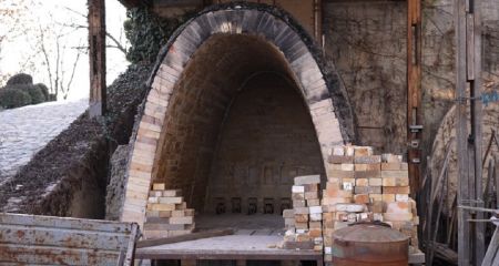 У Дніпрі гончар збудував найбільшу в Україні дров'яну піч (ФОТО)