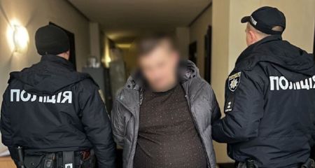 У Дніпрі "на гарячому" затримали збувача психотропів