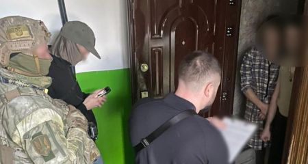 У Дніпрі судитимуть чоловіка, який передавав ворогу інформацію про розміщення блокпостів та дислокацію ЗСУ