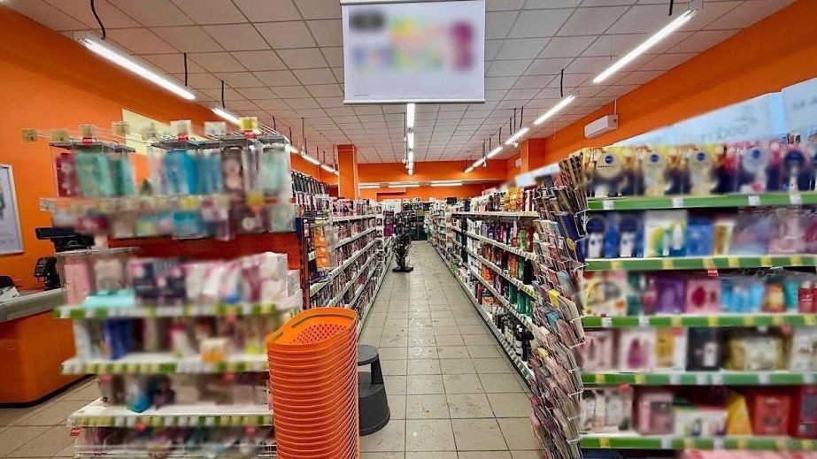 У Дніпрі 19-річний хлопець намагався винести товар з магазину та тікав від адміністрації (ФОТО)