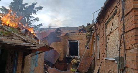 Ночью россияне 40 раз атаковали Днепропетровщину: четыре человека получили ранения (ФОТО)