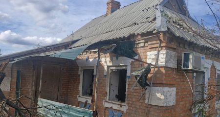Более 70 атак разными видами вооружения: в полиции показали последствия вражеских ударов по Никопольщине за минувшие сутки (ФОТО)