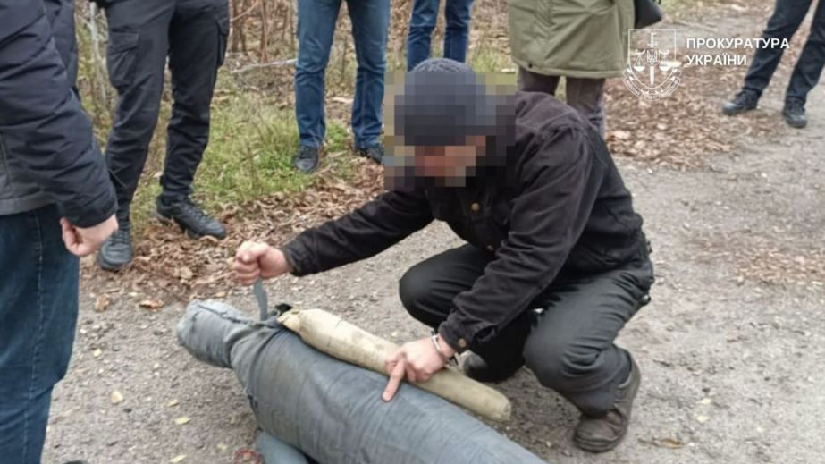 Убив брата, знайомого та 13-річного хлопчика: на Дніпропетровщині засудили чоловіка та його сина-спільника (ФОТО)