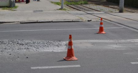 У Дніпрі дочекалася ремонту аварійна дорога, подробиці