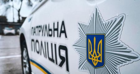 Зберігали наркотики у пачці з-під цигарок: на Дніпропетровщині поліція затримала порушників (ФОТО)