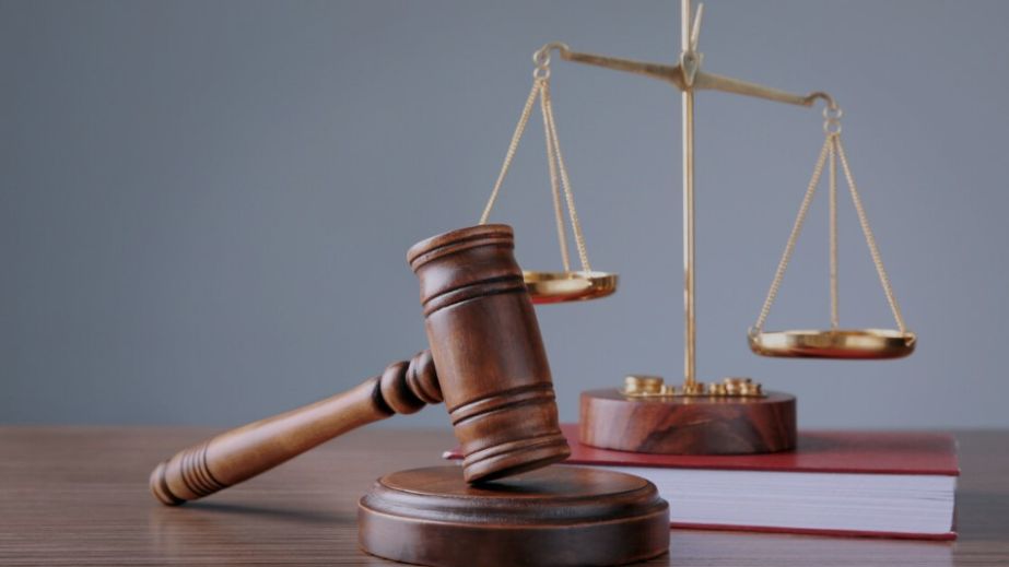 Поширювала психотропи: суд у Дніпрі засудив "закладницю" до 9 років в'язниці (ФОТО)