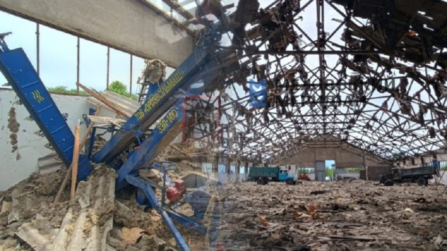 На Дніпропетровщині "шахеди" знищили склад на 4 тисячі тонн зерна (ФОТО)