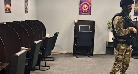 Секретні казино в Дніпрі: поліція накрила елітну мережу з відеоконтролем і "чорною" бухгалтерією (ФОТО)