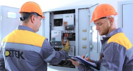 Ходять квартирами під виглядом співробітників ДТЕК: у Дніпрі орудують псевдоенергетики