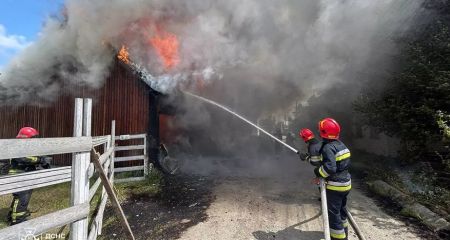 У Самарівському районі палав приватний будинок (ФОТО)
