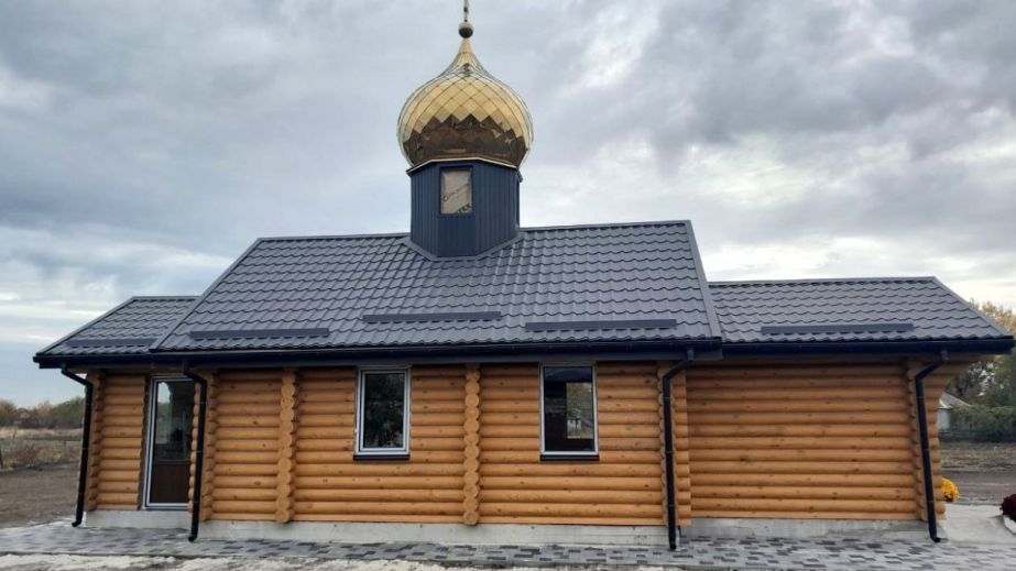 На Днепропетровщине мать погибшего бойца возвела храм в память о сыне (ФОТО)