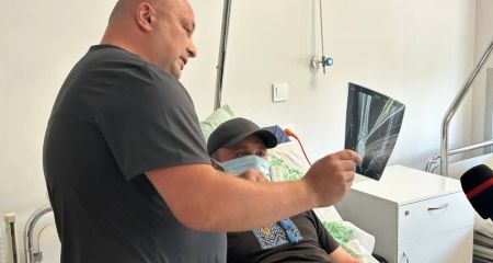 В Днепре хирурги спасли ногу украинскому военному (ФОТО)
