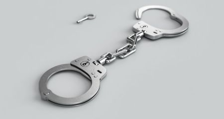 Гучне затримання у Дніпрі: мешканець міста організував міжнародну "схему" для обману громадян ЄС (ВІДЕО)