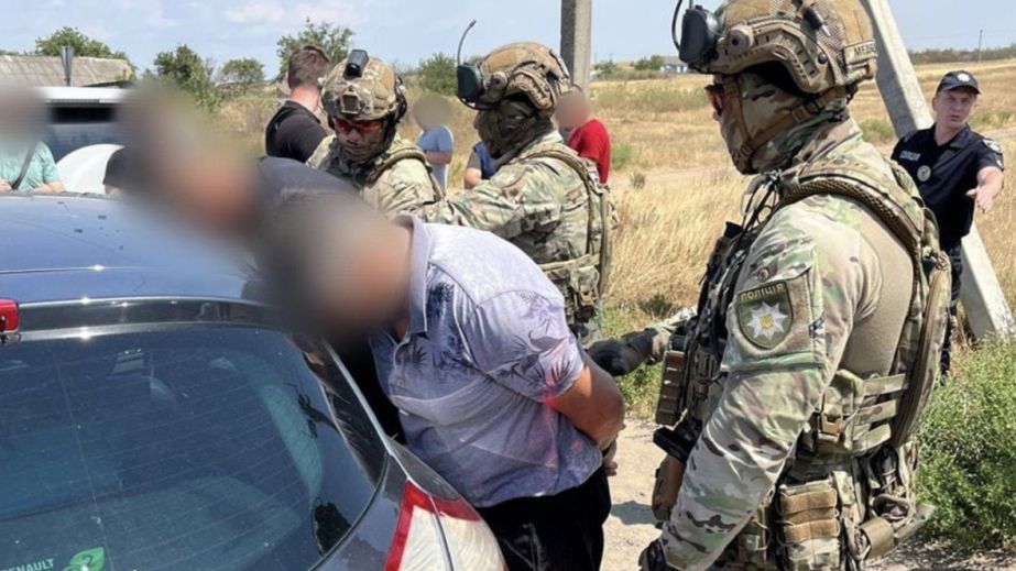 Троє дніпрян потрапили під слідство за участь у великій наркосхемі (ФОТО)