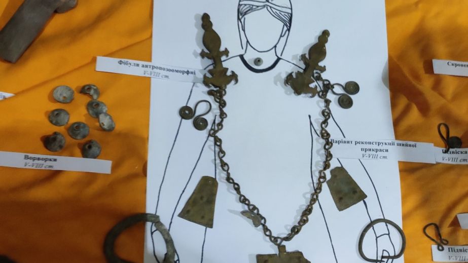В историческом музее Днепра показали уникальное славянское сокровище (ФОТО)