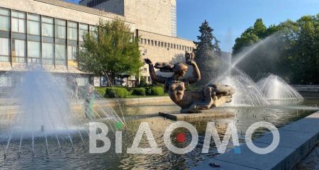 В Днепре на крыше одного из тетаров появится арт-инсталляция (ФОТО)