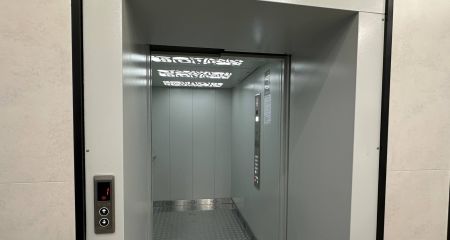 В одній з лікарень Дніпра оновили ліфти (ФОТО)