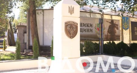 У Дніпрі біля історичного музею встановлюють пам'ятник прикордонникам: коли відбудеться відкриття