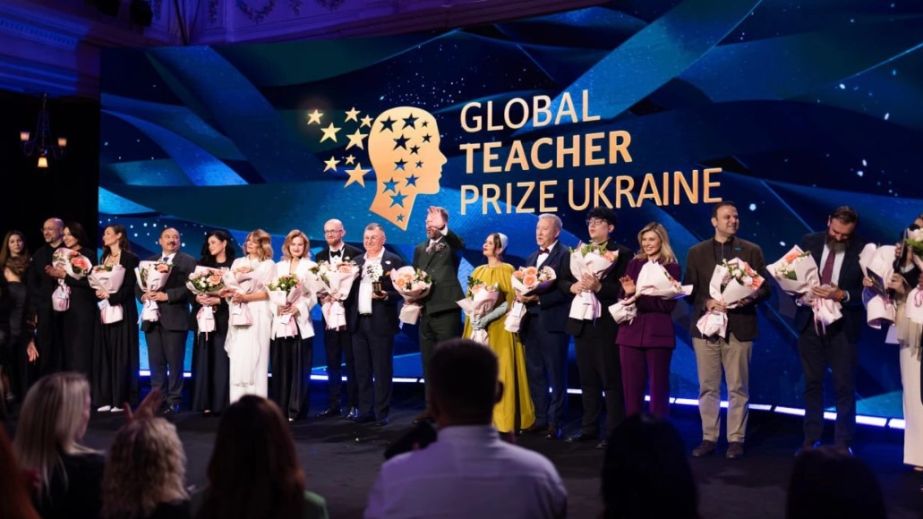 Дві вчительки з Дніпропетровщини увійшли до числа найкращих освітян України (ФОТО)
