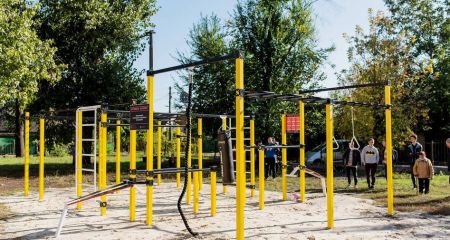 У Дніпрі на ремонт шкільного спортмайданчика планують витратити мільйони