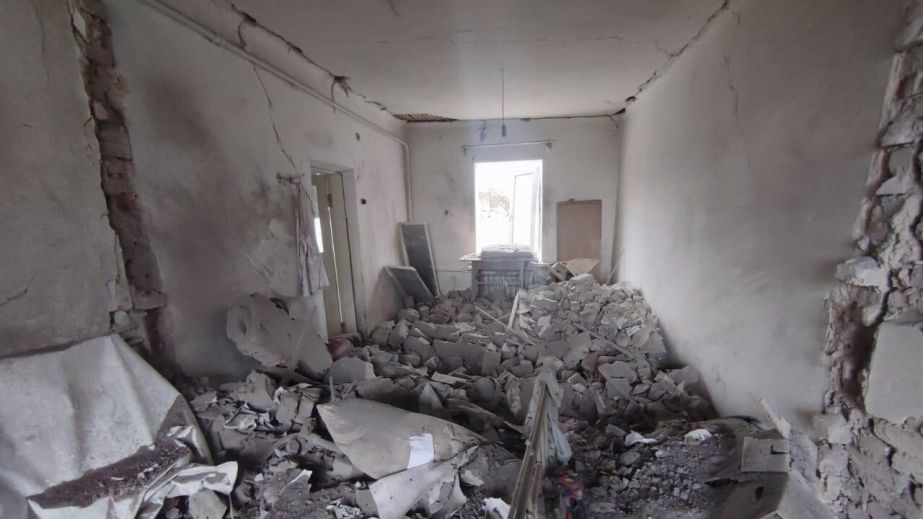 Напівзруйновані будинки та поранені люди: наслідки ворожих атак на Дніпропетровщину за добу (ФОТО)