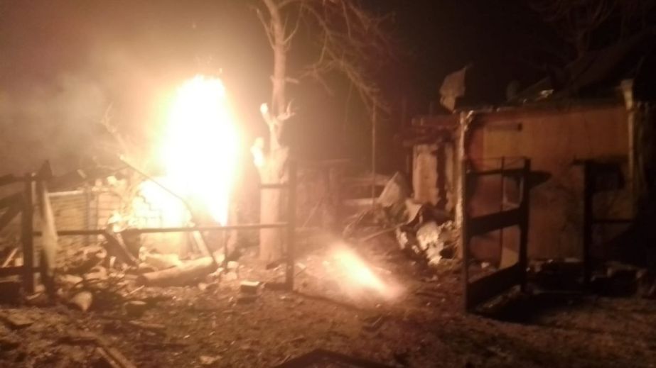 Вночі росіяни атакували Синельниківщину та Нікопольщину: загинули двоє людей, є постраждалі (ФОТО)